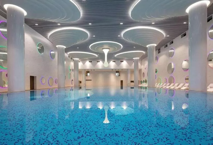 ホテル Wyndham Grand Zhaoqing Downtown
