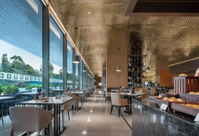 ホテル Wyndham Grand Zhaoqing Downtown