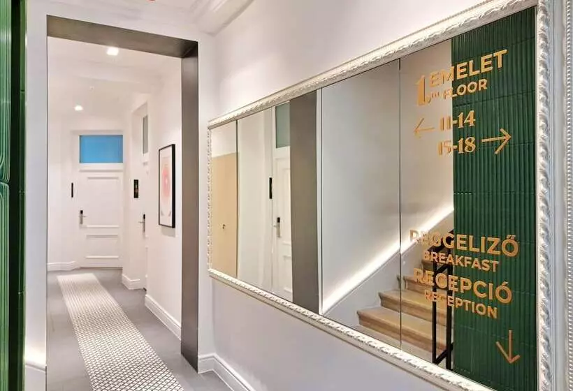 Hotelli Domus Collis