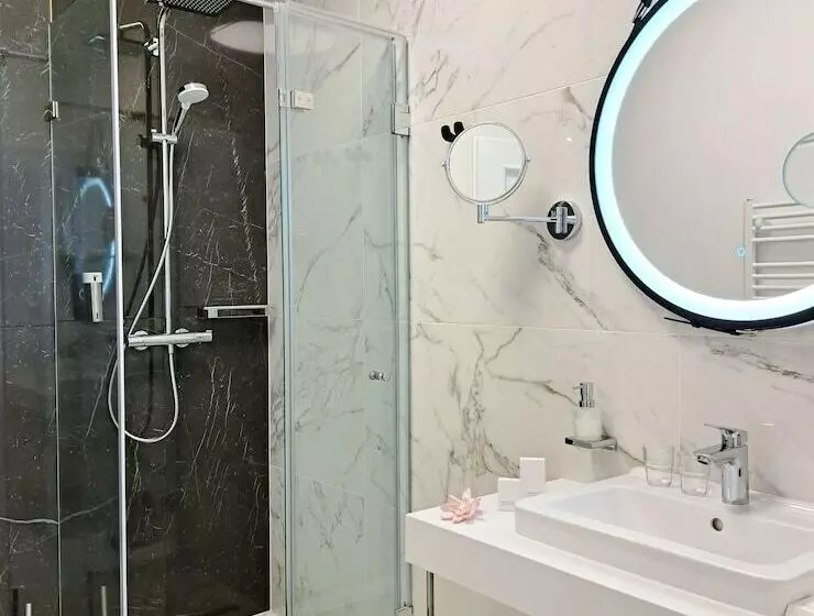 Hotelli Domus Collis