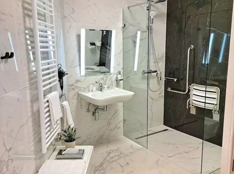 Hotelli Domus Collis