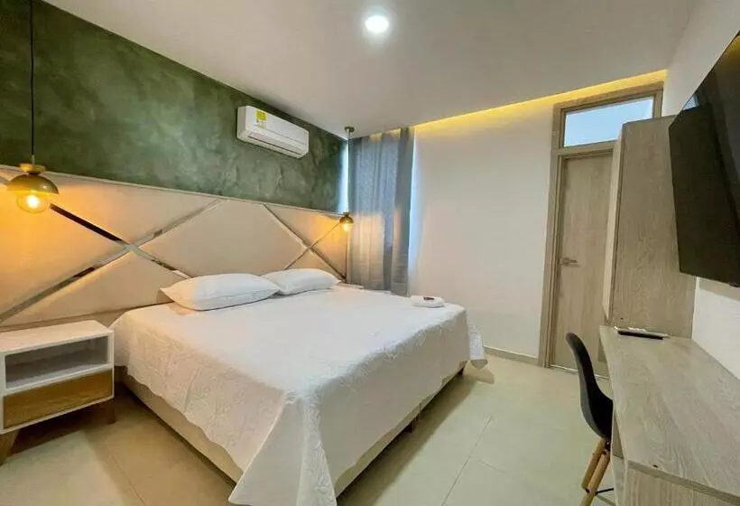 Hotelli Provincia Plaza