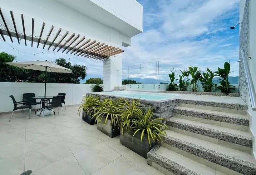 Hotelli Provincia Plaza