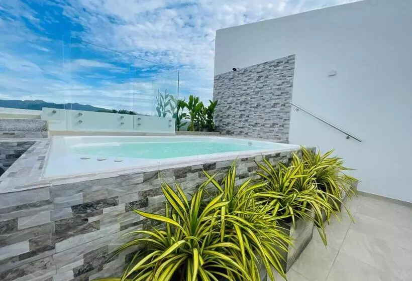 Hotelli Provincia Plaza