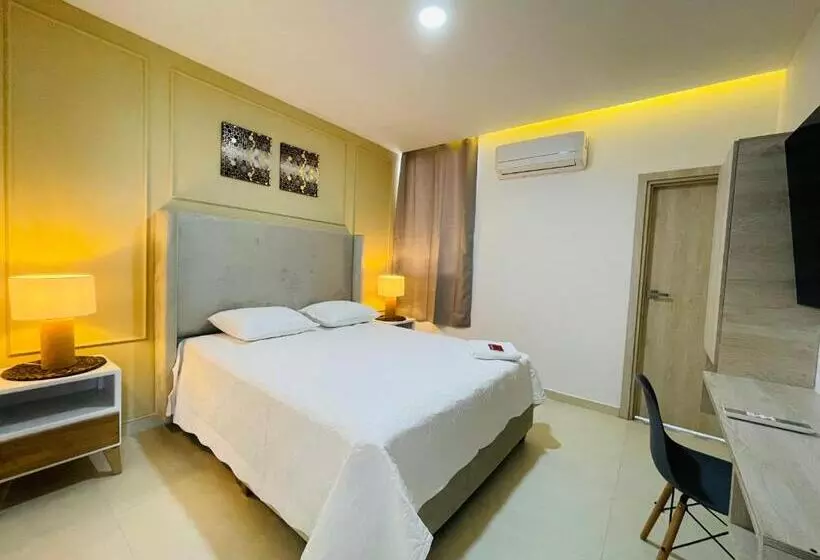 Hotelli Provincia Plaza