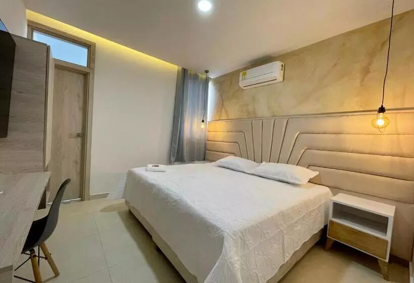 Hotelli Provincia Plaza