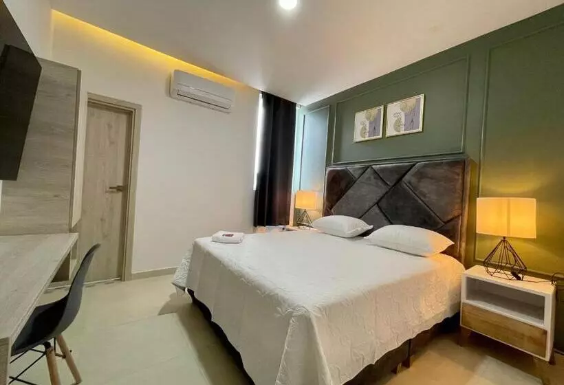 Hotelli Provincia Plaza