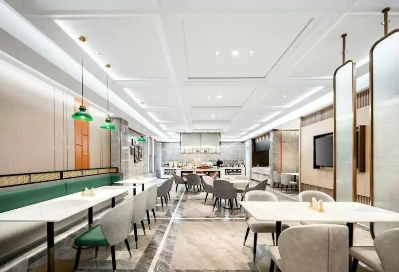 Atour Hotel Tongliao Wanda Plaza