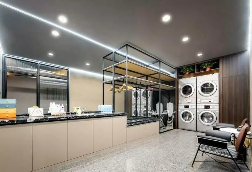 Atour Hotel Tongliao Wanda Plaza