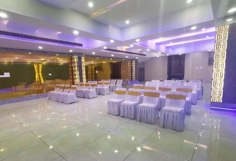 ホテル Annpurna Regency