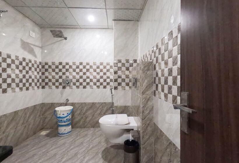 Отель Annpurna Regency