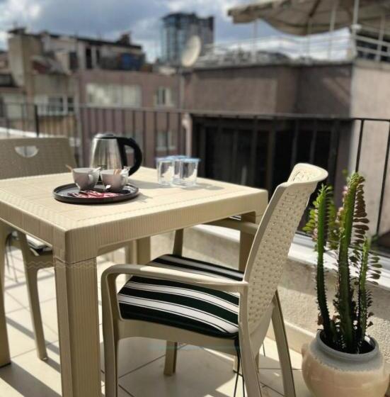 Hotel Besiktas Guest