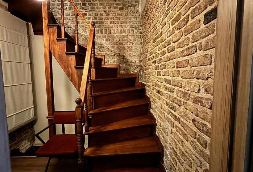 Hotel Besiktas Guest