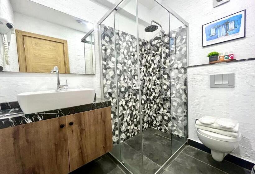 Hotel Besiktas Guest