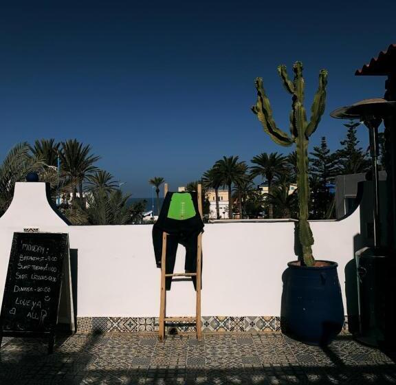 پانسیون El Moja Surfhouse