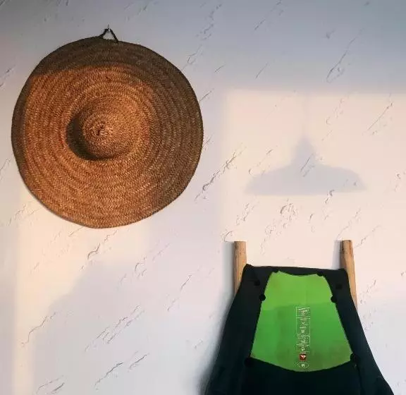 پانسیون El Moja Surfhouse