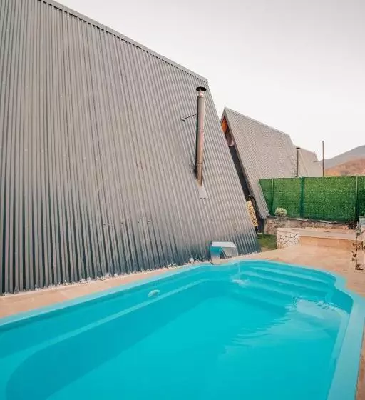 Aamiaismajoitus (B&B) Karmatte Bungalow