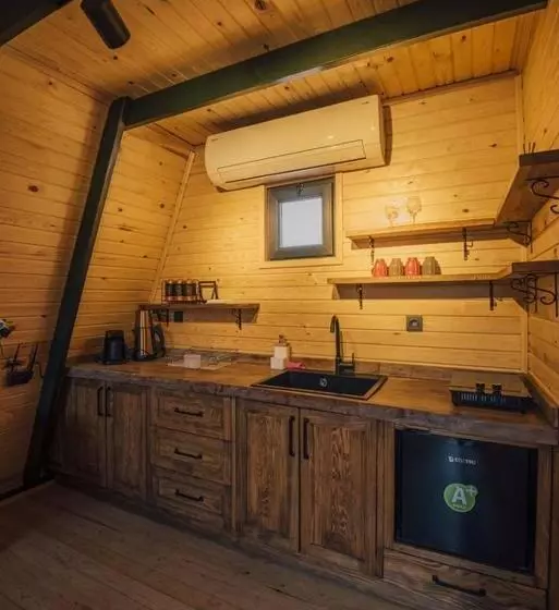 Aamiaismajoitus (B&B) Karmatte Bungalow