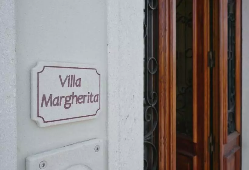 ベッドアンドブレックファースト Villa Margherita