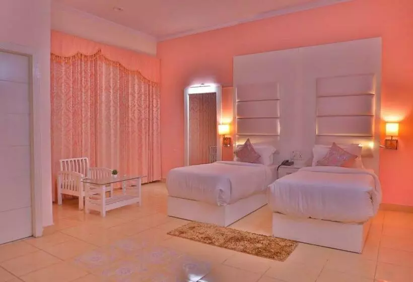 ホテル Drona Palace By Sr Leisure Inn