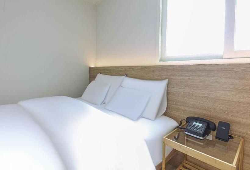 Geoje Dongbeck Hotel Gohyeon