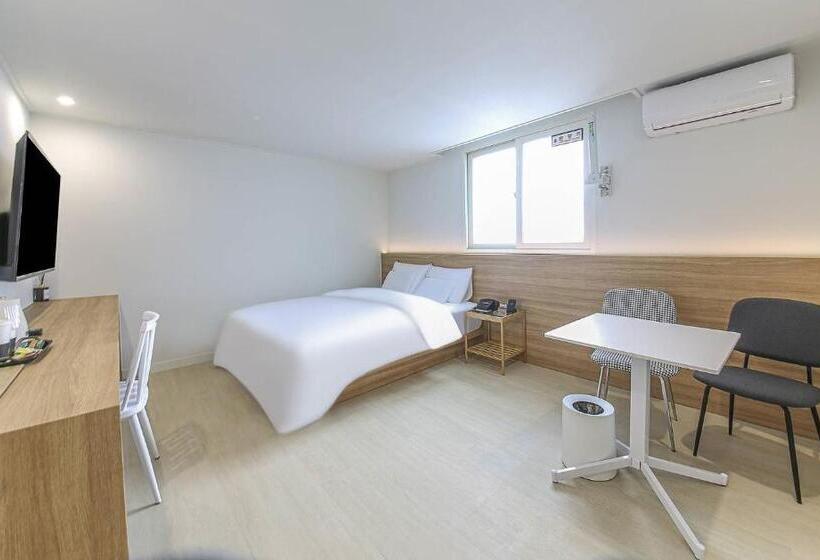 Geoje Dongbeck Hotel Gohyeon