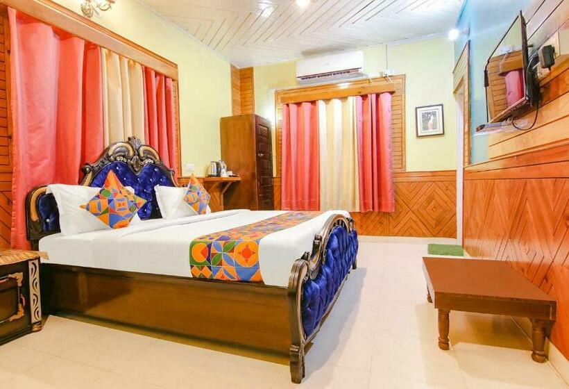 בית מלון כפרי Royal Green Buds