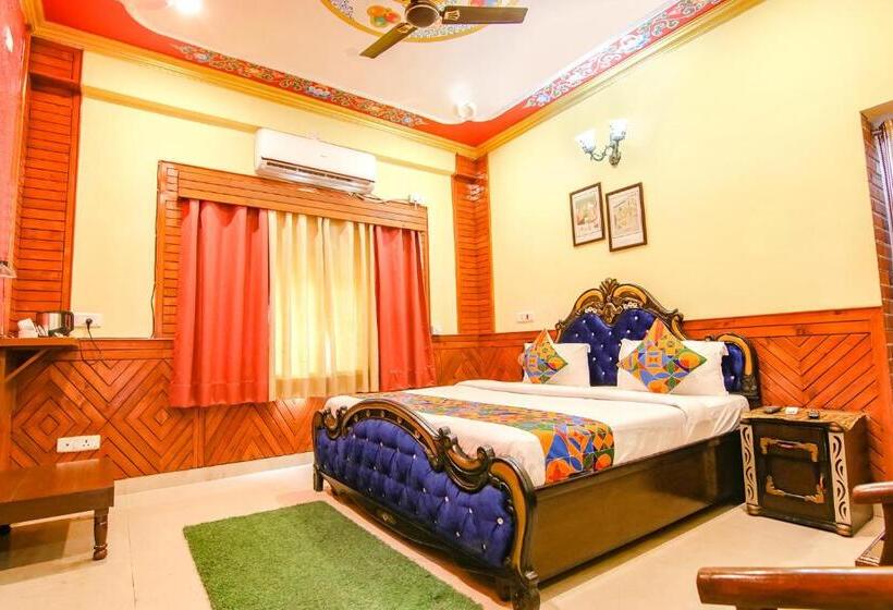 בית מלון כפרי Royal Green Buds