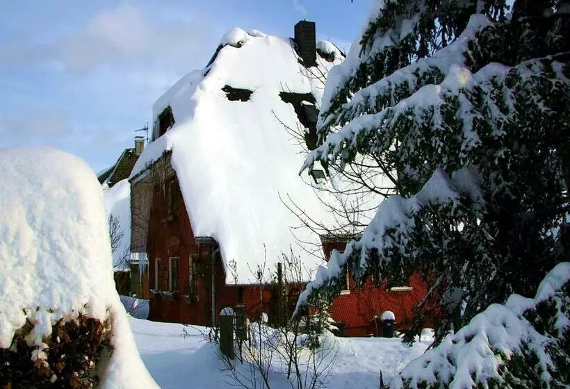Majatalo Haus Am Tannenhain