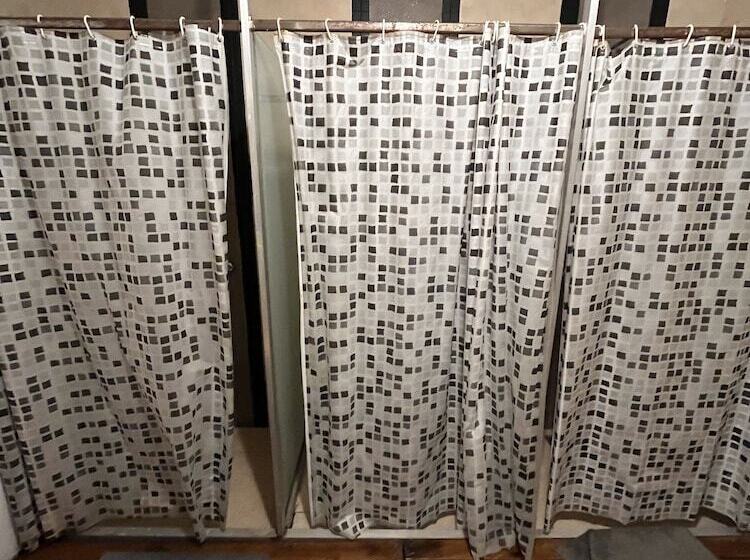 پانسیون Lounge Ba