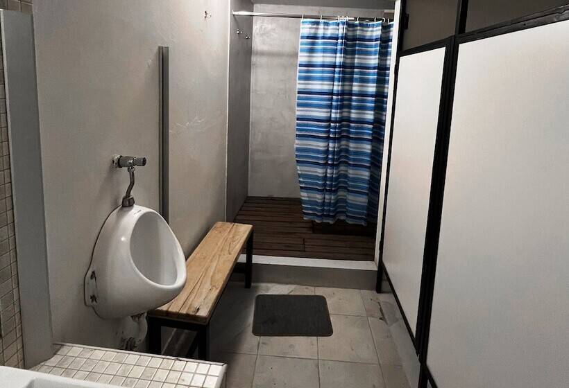 پانسیون Lounge Ba