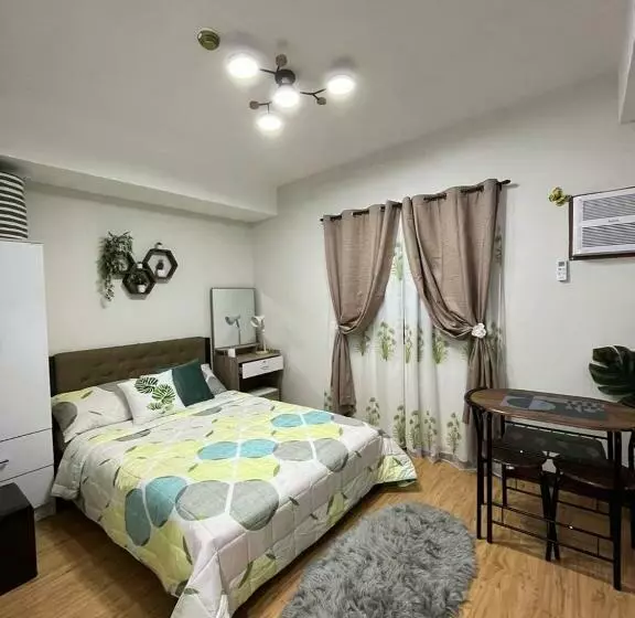 Cozy Mesaverte Condo Residences