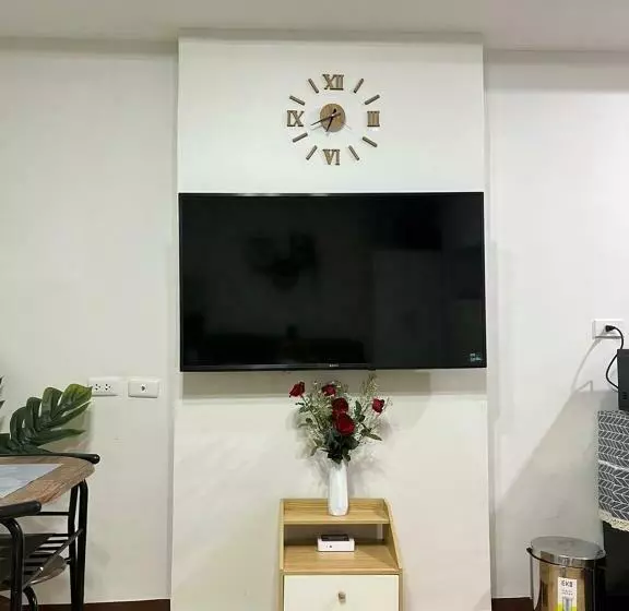 Cozy Mesaverte Condo Residences