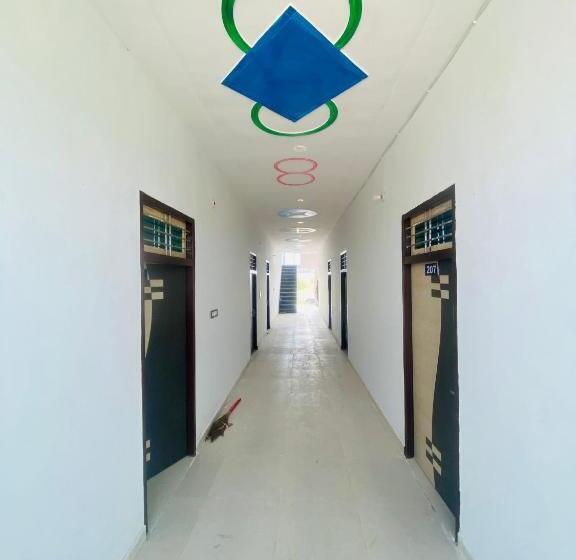 Hotel Oyo 70053 Friends