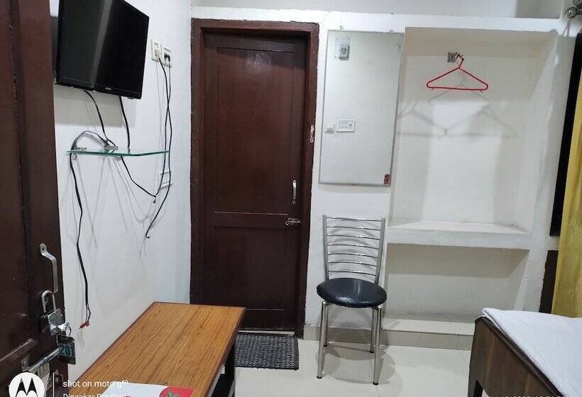 בית מלון כפרי Samrat