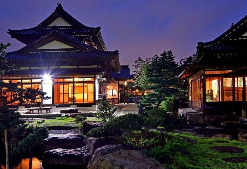 Otel 会津東山温泉 鶴我東山総本山