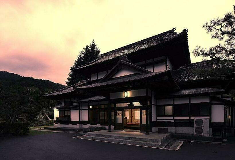 Otel 会津東山温泉 鶴我東山総本山