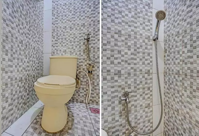 Hotelli Oyo 91795 Kos Jeehel Syariah