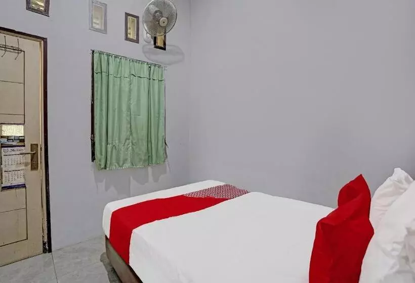 Hotelli Oyo 91795 Kos Jeehel Syariah