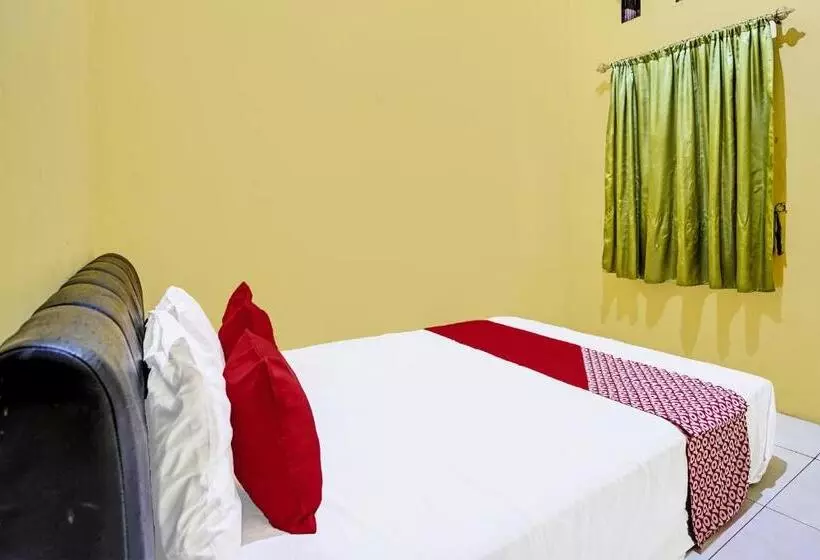 Hotelli Oyo 91795 Kos Jeehel Syariah