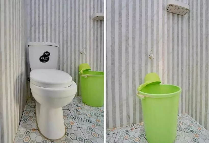 Hotel Spot On 91745 Rumah Kost Gresik Syariah