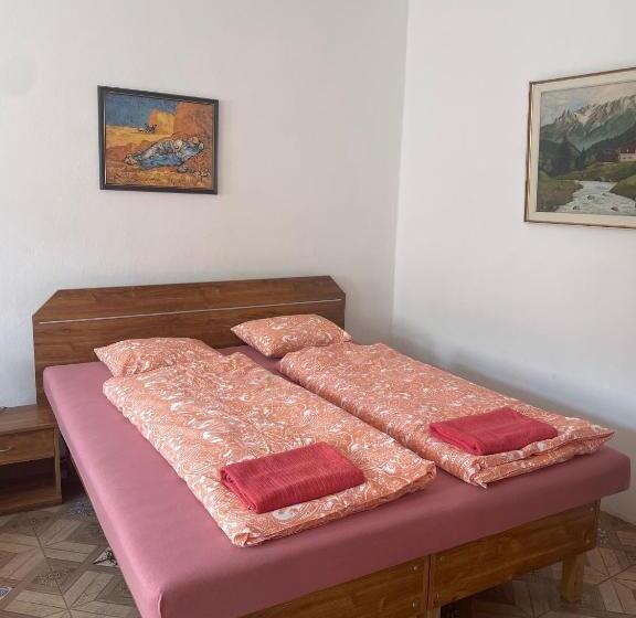 Пансион Na úpatí Pálavy