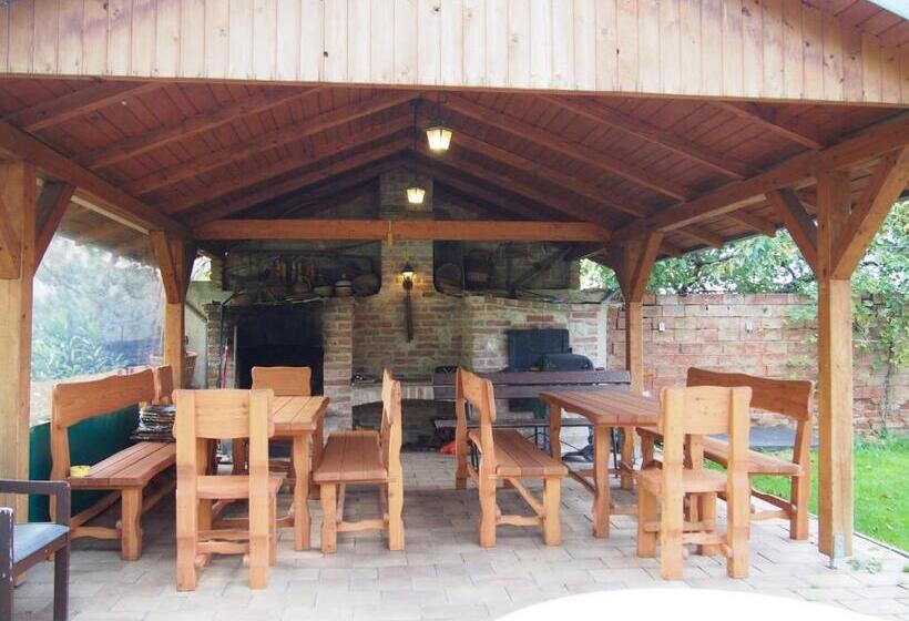 Пансион Na úpatí Pálavy