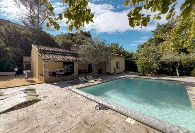 ペンション Demeure Du Dragon 5 Chambres Piscine  10 Lits   Personnes