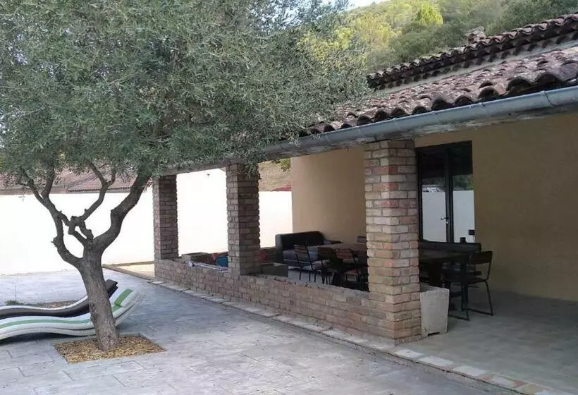 ペンション Demeure Du Dragon 5 Chambres Piscine  10 Lits   Personnes