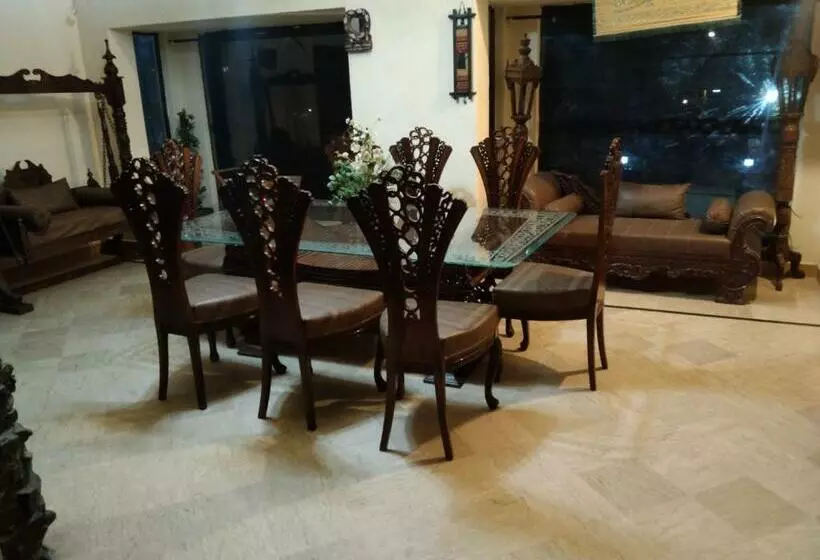 هتل Zea Care Johar Town Lahore