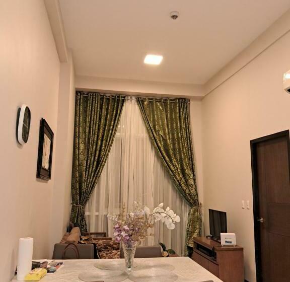 Mactan 8newtown Boulevard