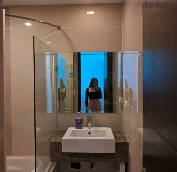 Mactan 8newtown Boulevard