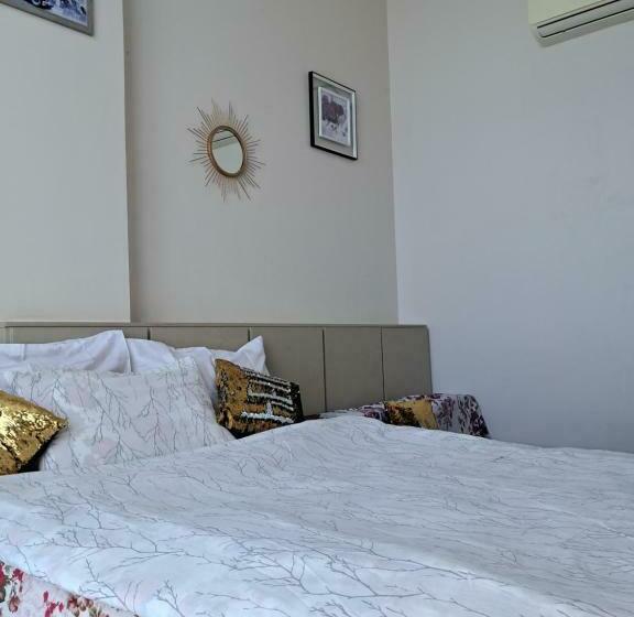 Mactan 8newtown Boulevard