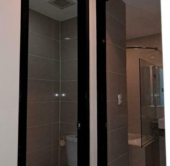 Mactan 8newtown Boulevard